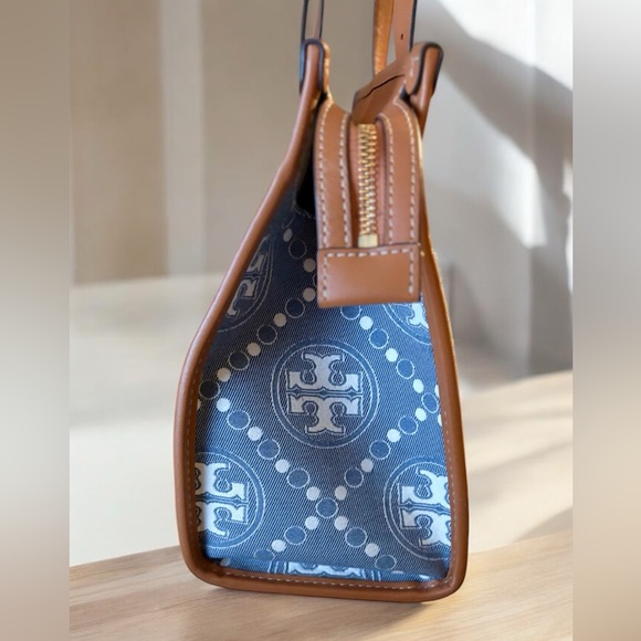 Tory Burch T Monogram small tote in denim - Picture 2 of 16